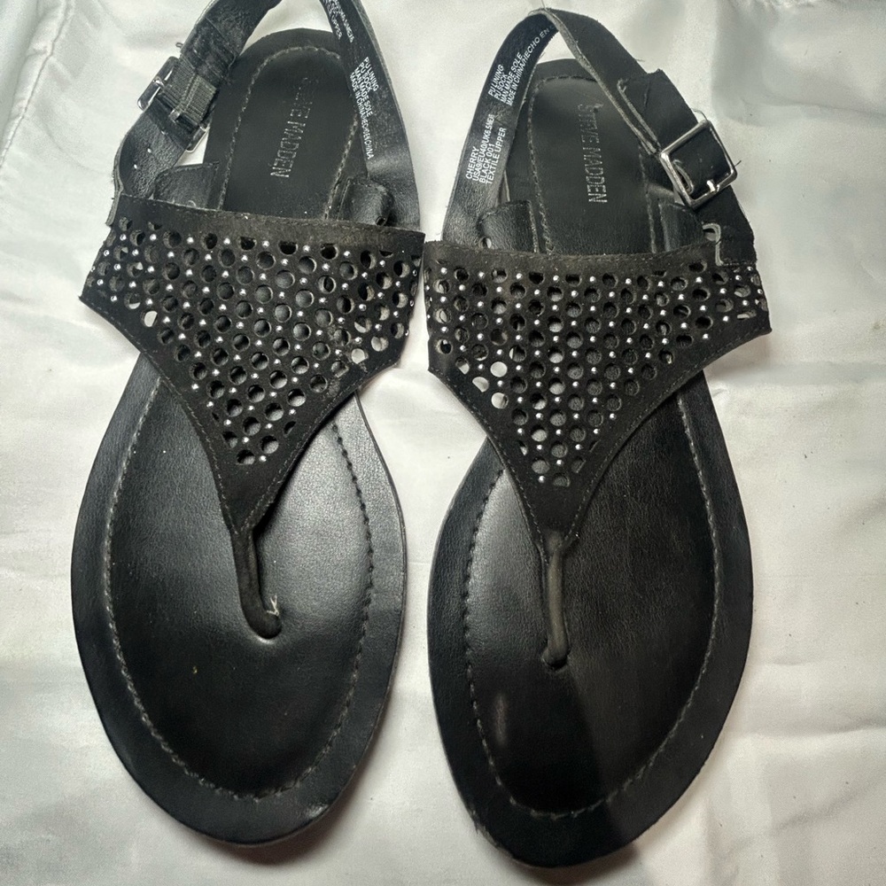 Steve Madden Black Studded T-Strap Slingback Sandals